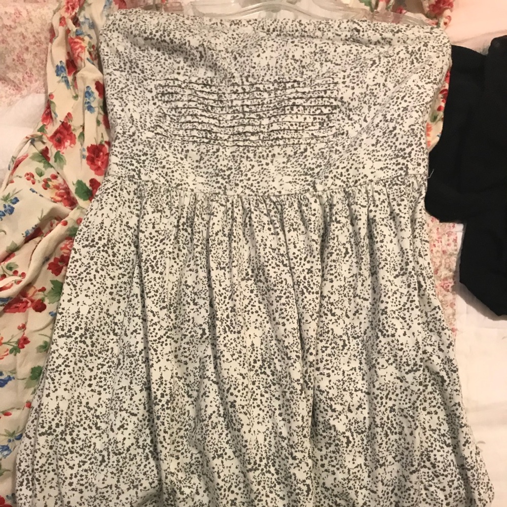 Strapless dress